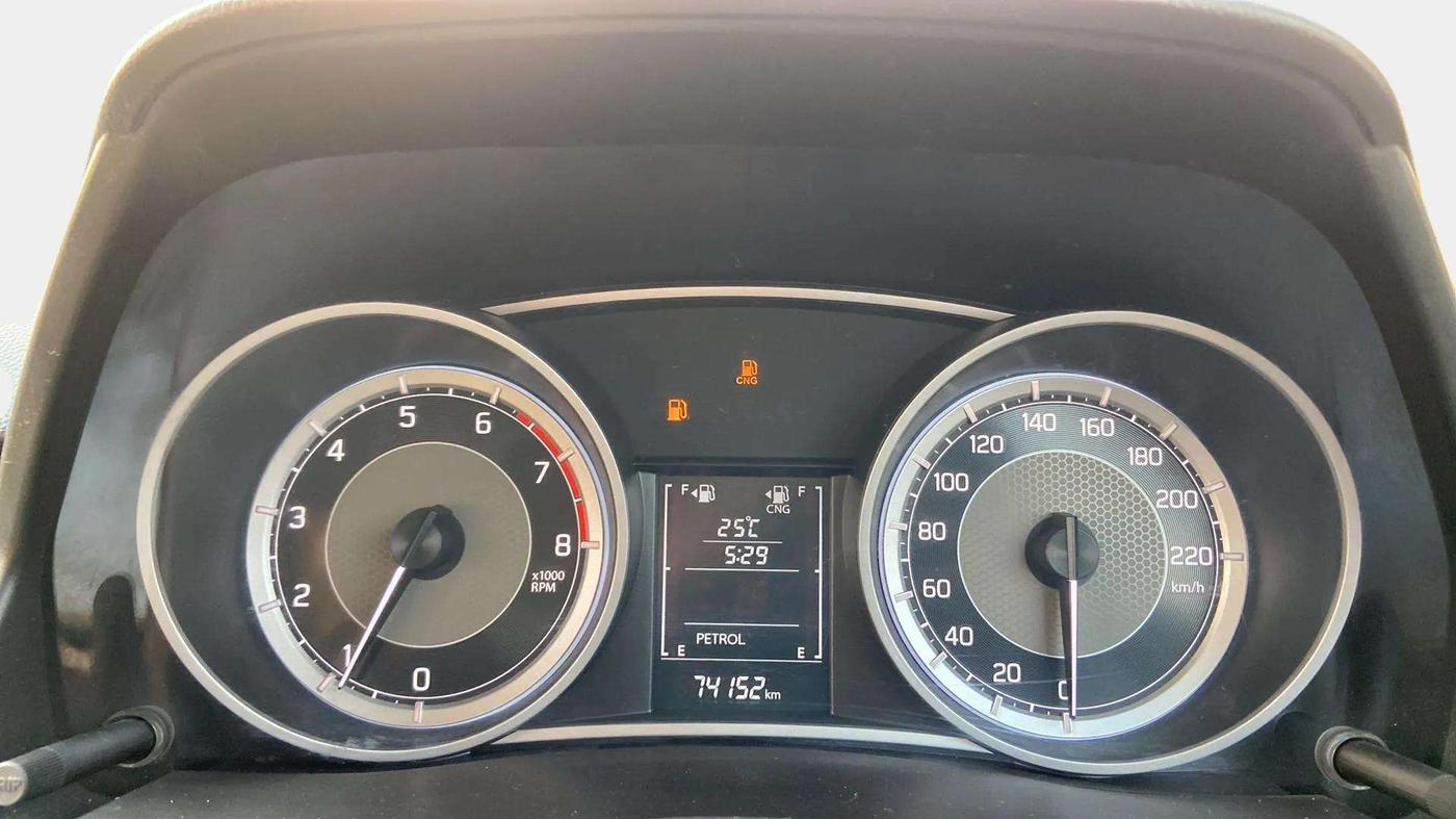 2022 Maruti Dzire ZXI CNG, CNG, Manual, 73,454 km, Odometer Image