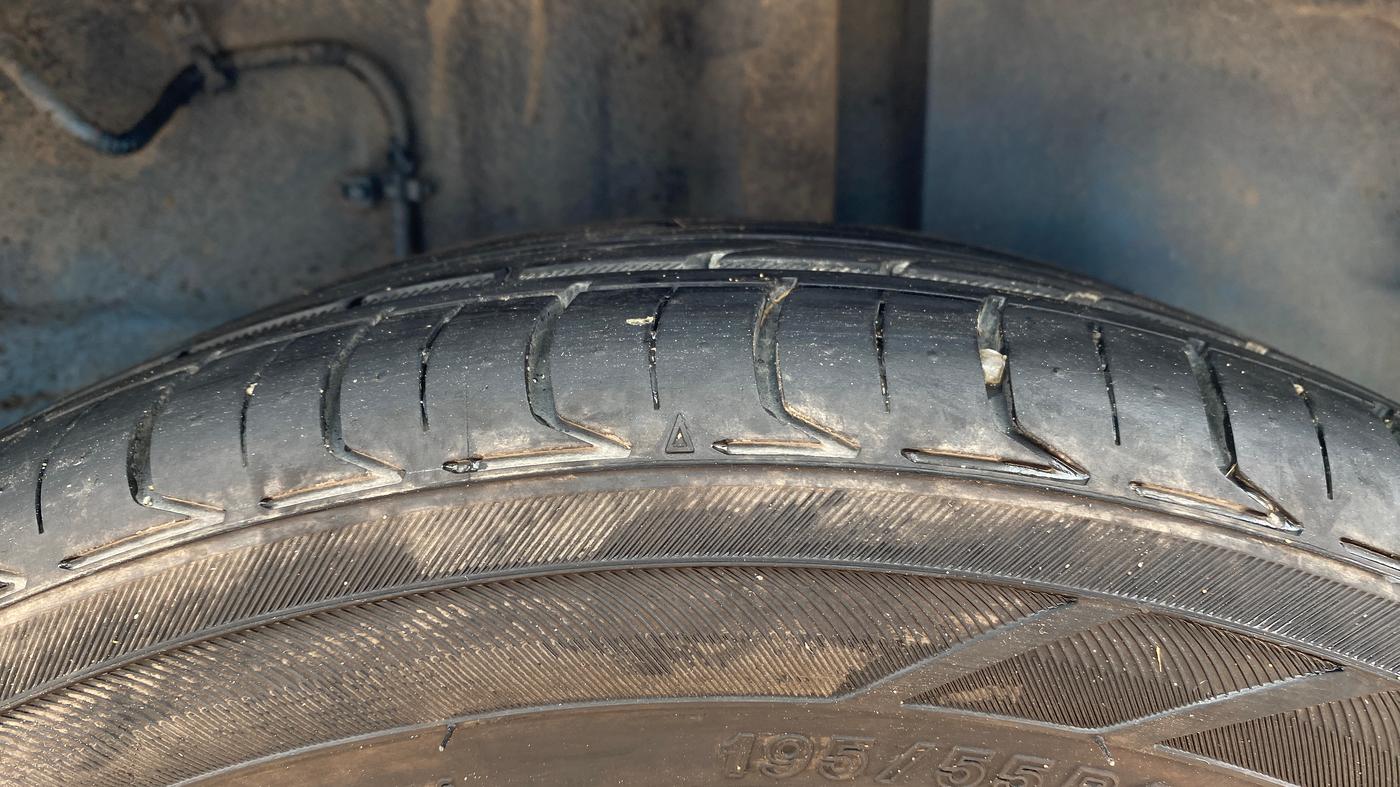 2021 Tata ALTROZ XZ PLUS I-TURBO PETROL, Petrol, Manual, 53,853 km, Left Rear Tyre Tread