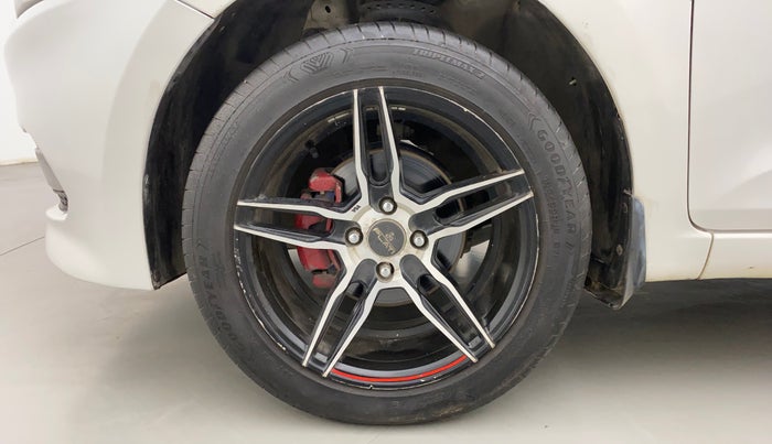2015 Hyundai Elite i20 MAGNA 1.4 CRDI, Diesel, Manual, 88,480 km, Left Front Wheel