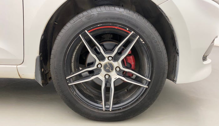 2015 Hyundai Elite i20 MAGNA 1.4 CRDI, Diesel, Manual, 88,480 km, Right Front Wheel