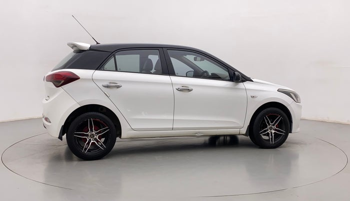 2015 Hyundai Elite i20 MAGNA 1.4 CRDI, Diesel, Manual, 88,480 km, Right Side View