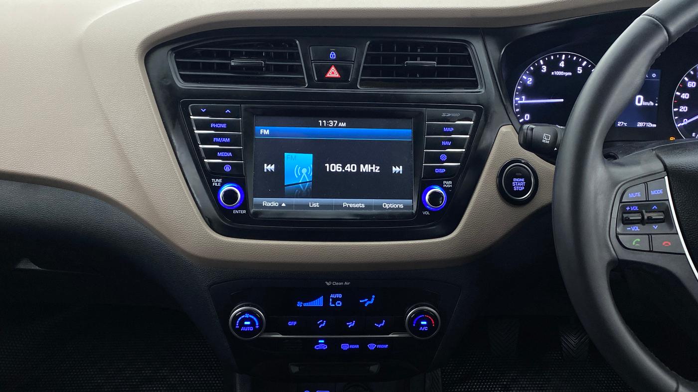 2016 Hyundai Elite i20 ASTA 1.2 (O), Petrol, Manual, 29,066 km, Air Conditioner
