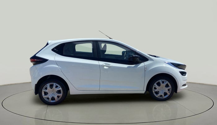 2022 Tata ALTROZ XM PLUS PETROL, Petrol, Manual, 19,188 km, Right Side View