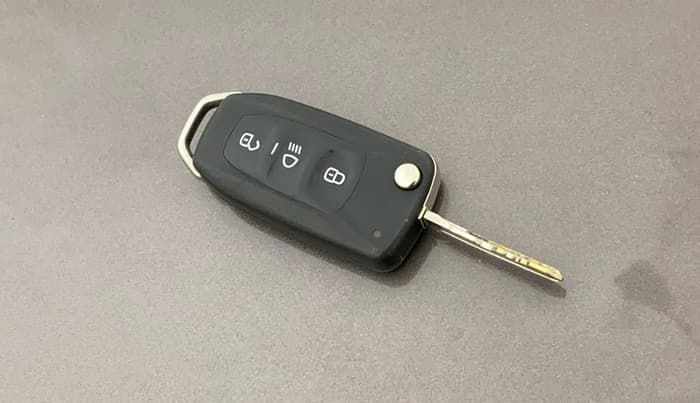 2018 Tata Tiago XZ PETROL, Petrol, Manual, 90,558 km, Key Close Up
