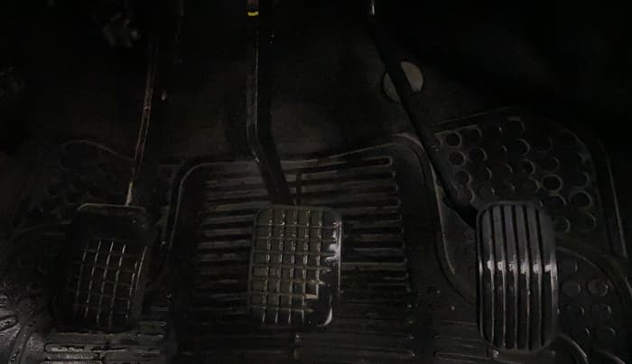 2018 Tata Tiago XZ PETROL, Petrol, Manual, 90,558 km, Pedals