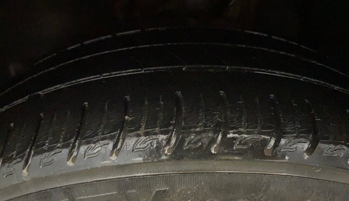 2022 Tata ALTROZ XT PETROL, Petrol, Manual, 67,036 km, Left Front Tyre Tread