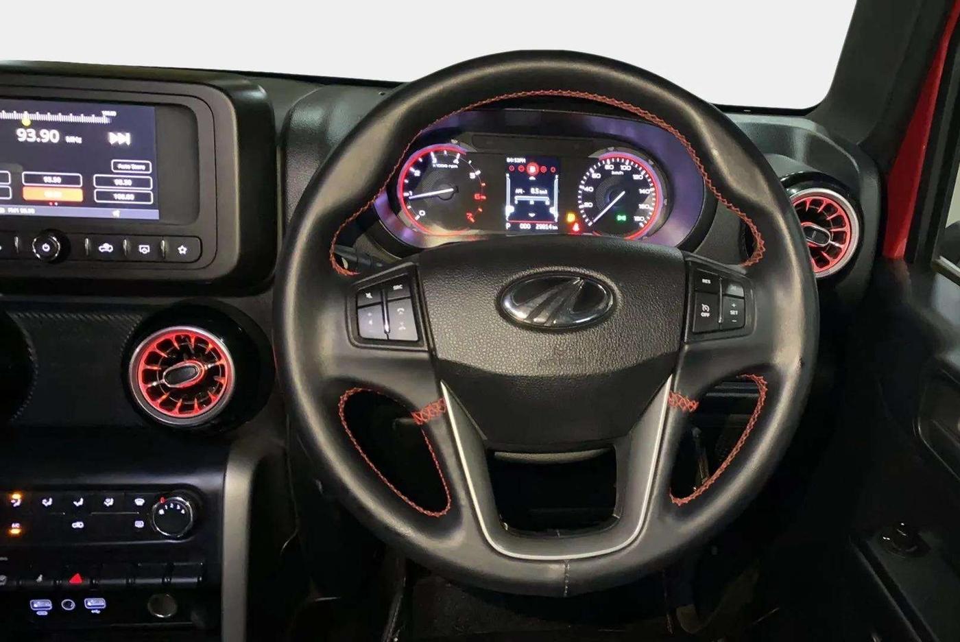 2021 Mahindra Thar LX PETROL HT 4WD AT, Petrol, Automatic, 29,971 km, Steering Wheel Close Up