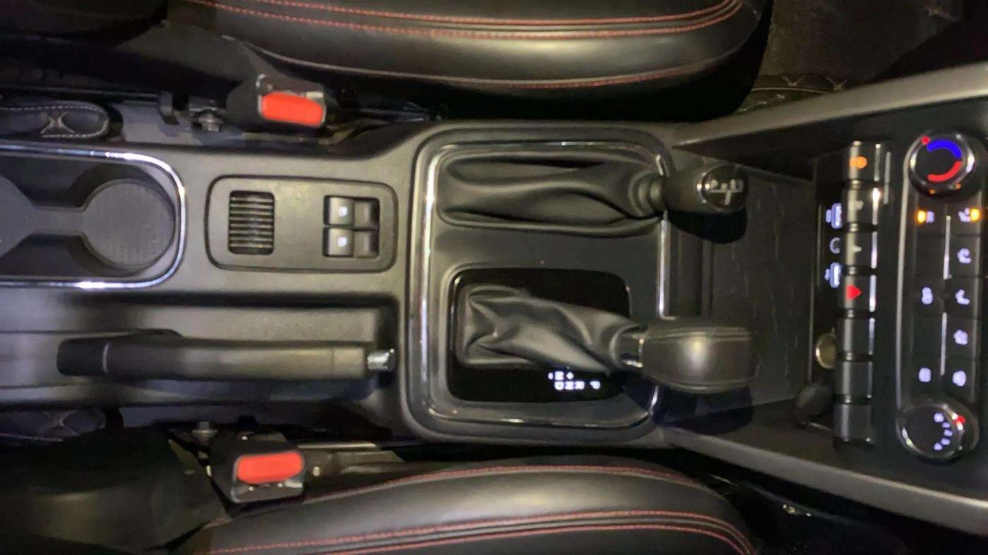 2021 Mahindra Thar LX PETROL HT 4WD AT, Petrol, Automatic, 29,971 km, Gear Lever