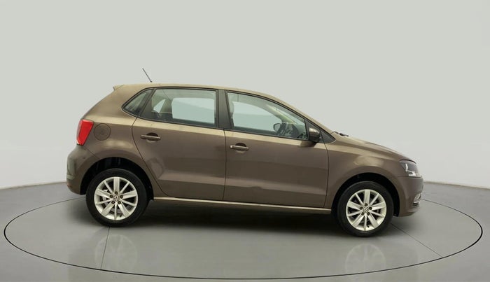 2017 Volkswagen Polo HIGHLINE1.2L, Petrol, Manual, 53,332 km, Right Side View