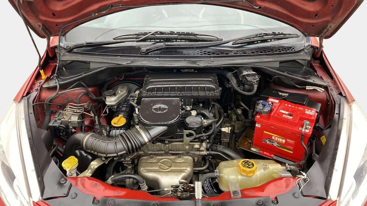 2018 Tata Tiago XZA PETROL, Petrol, Automatic, 91,834 km, Open Bonet