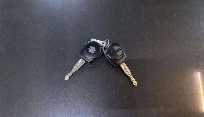 2018 Maruti Baleno DELTA PETROL 1.2, Petrol, Manual, 43,214 km, Key Close Up