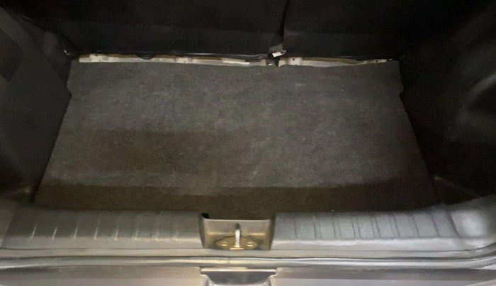 2018 Maruti Baleno DELTA PETROL 1.2, Petrol, Manual, 43,214 km, Boot Inside