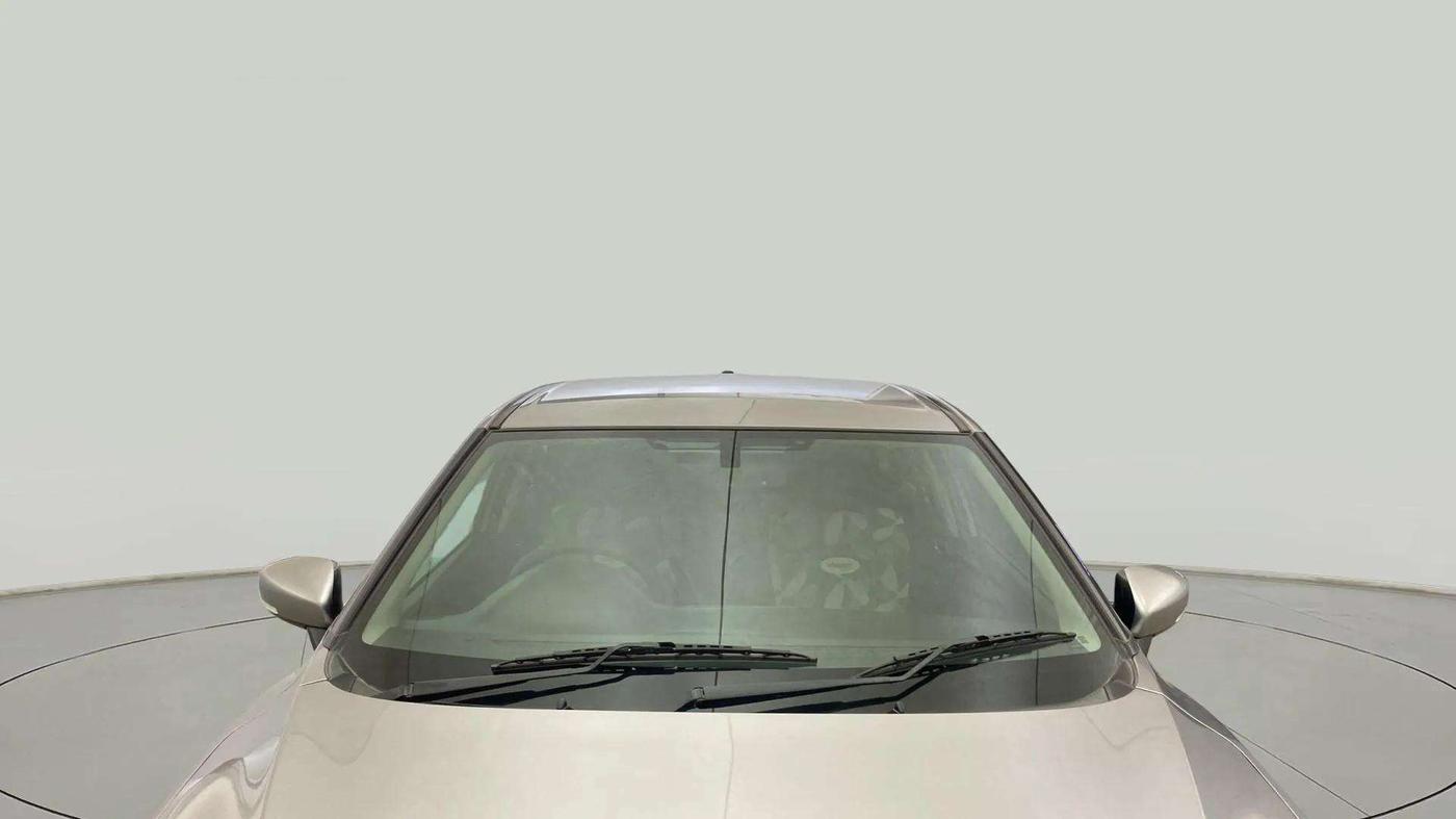 2016 Maruti Baleno ALPHA PETROL 1.2, Petrol, Manual, 42,496 km, Front Windshield
