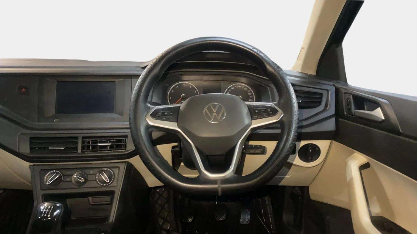 2022 Volkswagen VIRTUS COMFORTLINE TSI 1.0 MT, Petrol, Manual, 26,800 km, Steering Wheel Close Up