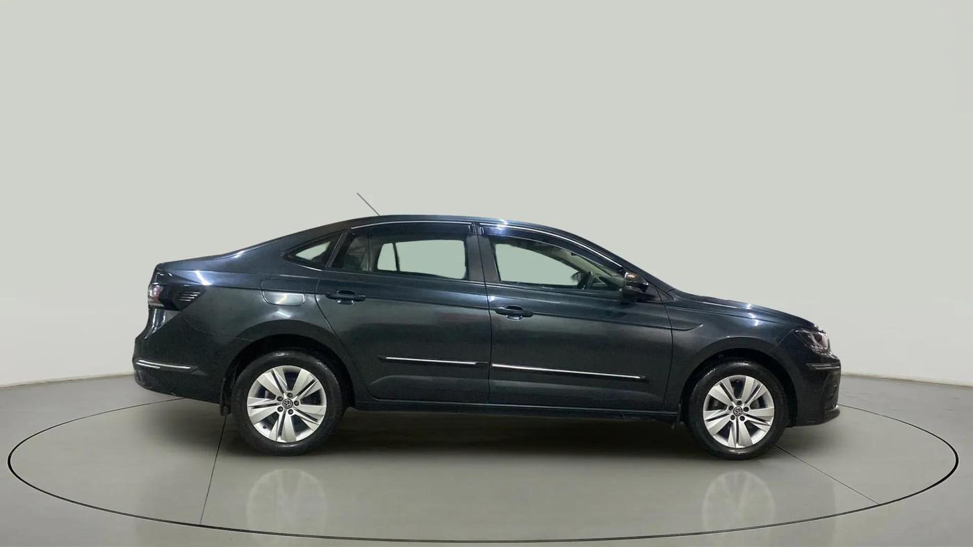 2022 Volkswagen VIRTUS COMFORTLINE TSI 1.0 MT, Petrol, Manual, 26,800 km, Right Side View