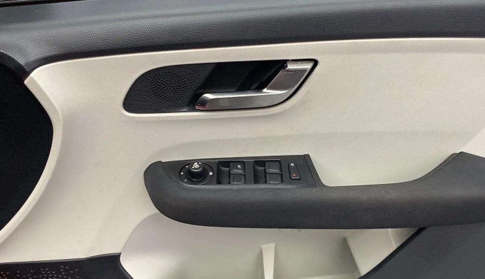 2022 Tata ALTROZ XZ PETROL, Petrol, Manual, 13,006 km, Driver Side Door Panels Control