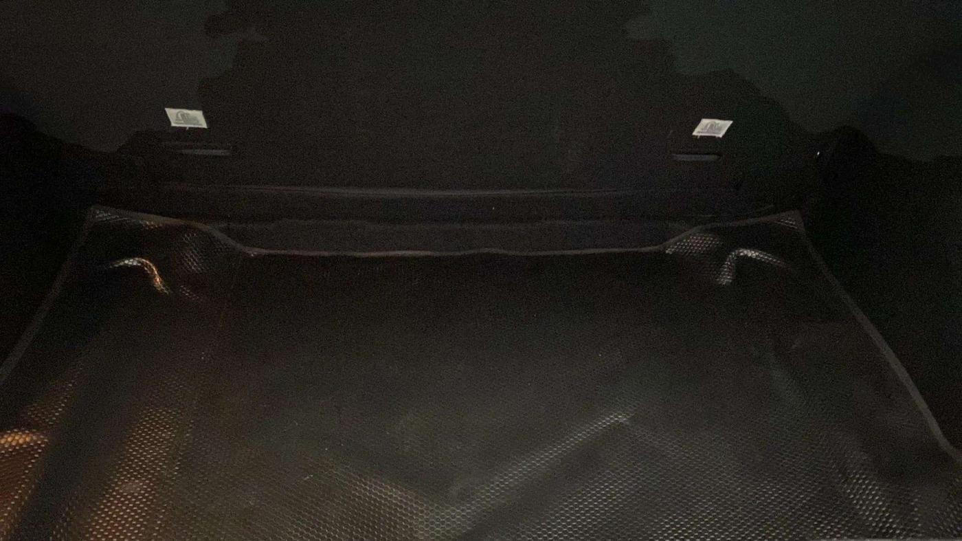 2022 Tata ALTROZ XZ PETROL, Petrol, Manual, 13,006 km, Boot Inside