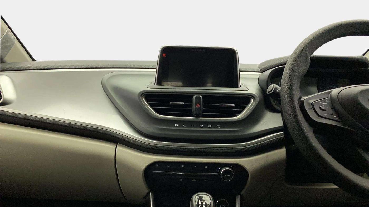 2022 Tata ALTROZ XZ PETROL, Petrol, Manual, 13,006 km, Air Conditioner
