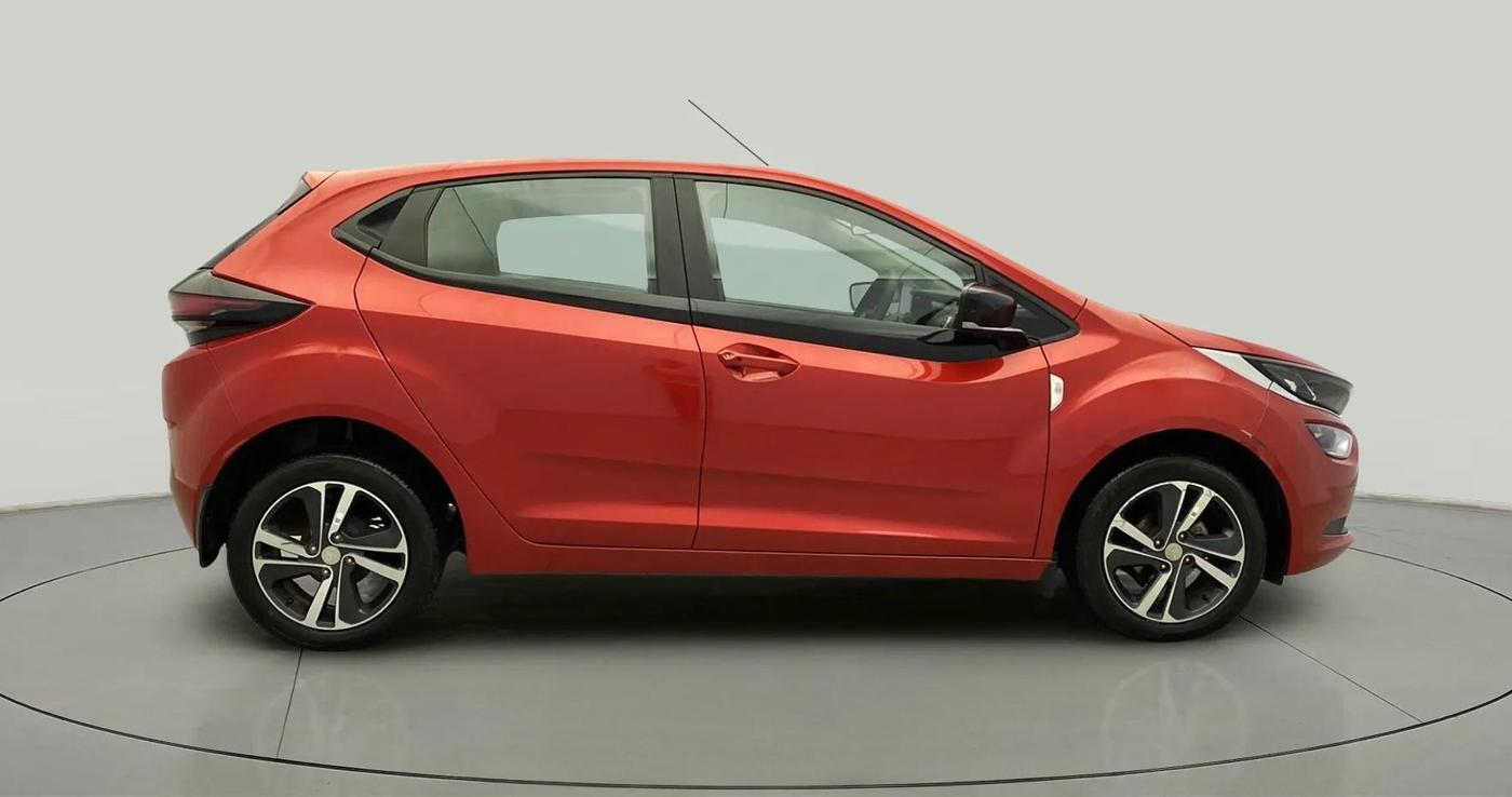 2022 Tata ALTROZ XZ PETROL, Petrol, Manual, 13,006 km, Right Side View
