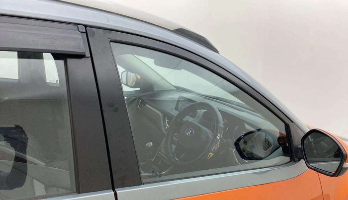 2019 Tata NEXON XZ PLUS PETROL, Petrol, Manual, 28,244 km, Driver-side door - Door visor damaged