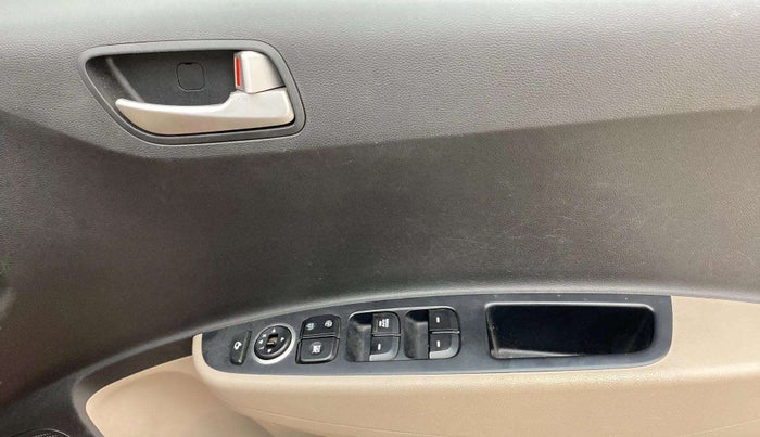 2014 Hyundai Grand i10 SPORTZ 1.2 KAPPA VTVT, Petrol, Manual, 33,222 km, Driver Side Door Panels Control