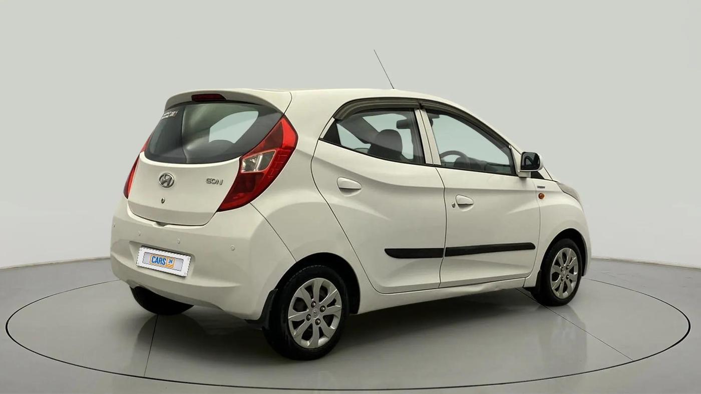 2014 Hyundai Eon 1.0 MAGNA +, Petrol, Manual, 77,659 km, Right Back Diagonal