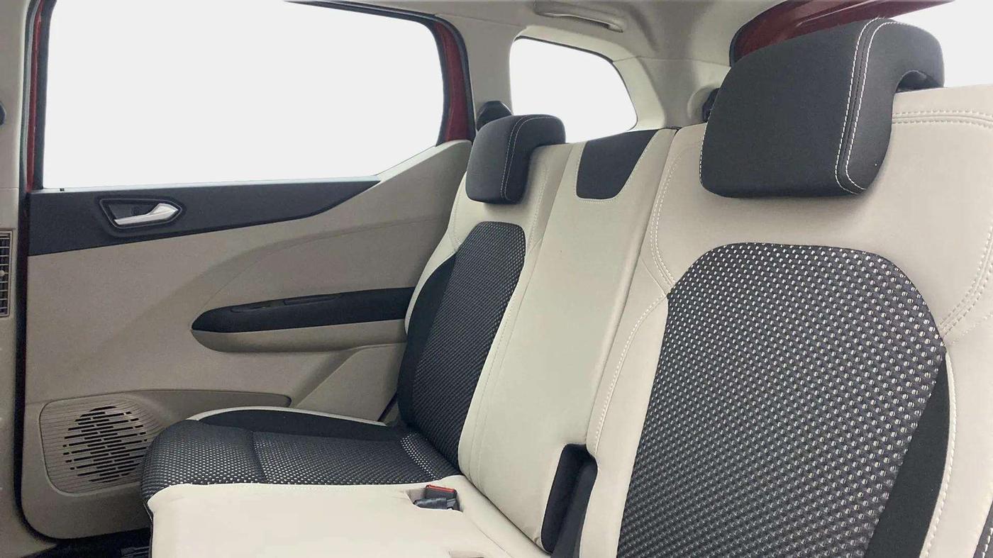 2021 Renault TRIBER RXZ, Petrol, Manual, 4,426 km, Right Side Rear Door Cabin