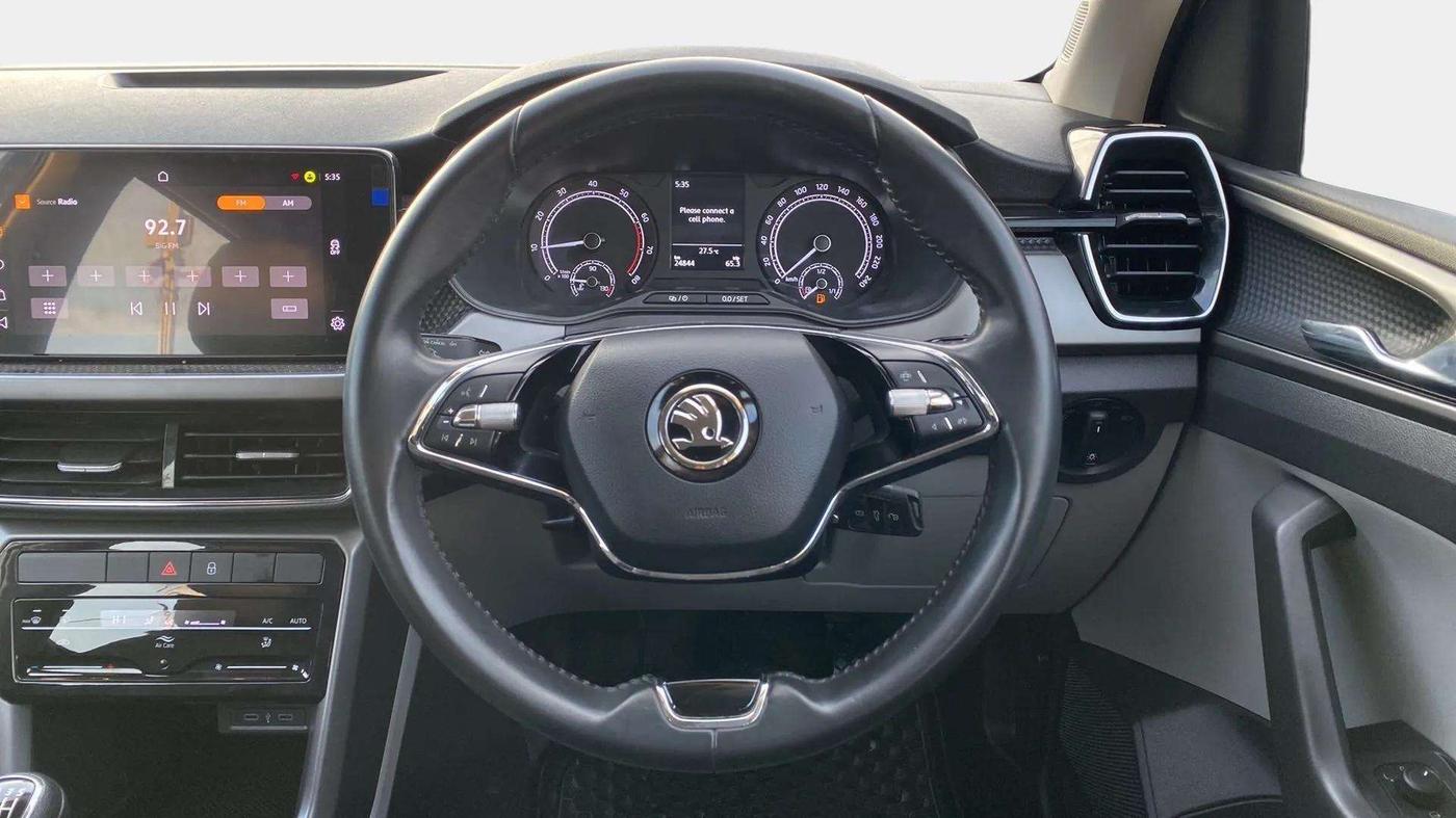2022 Skoda KUSHAQ AMBITION 1.0L TSI MT, Petrol, Manual, 25,095 km, Steering Wheel Close Up