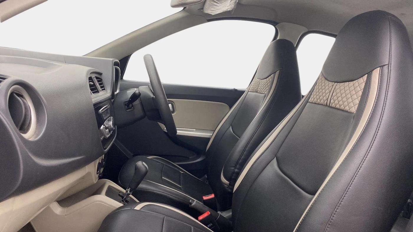2016 Maruti Alto K10 VXI AMT, Petrol, Automatic, 52,931 km, Right Side Front Door Cabin