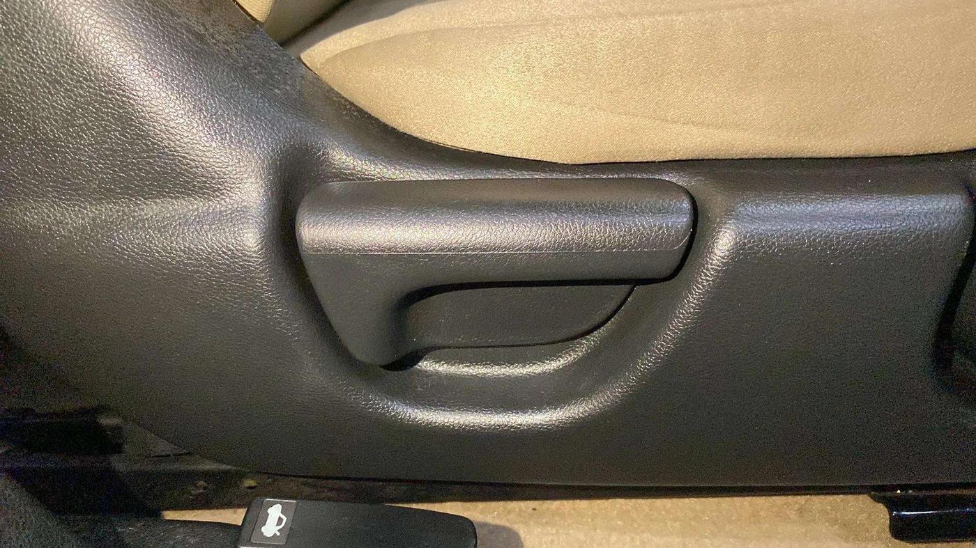 2020 Honda City 1.5L I-VTEC VX CVT, Petrol, Automatic, 40,094 km, Driver Side Adjustment Panel