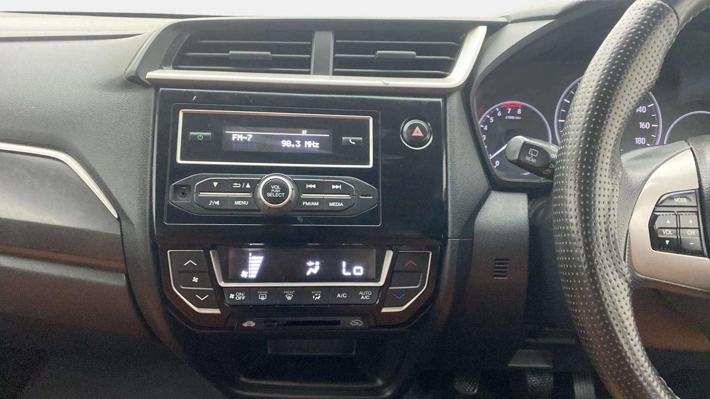 2018 Honda BR-V 1.5L I-VTEC S, Petrol, Manual, 57,427 km, Air Conditioner