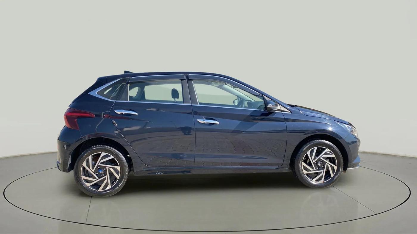 2023 Hyundai NEW I20 ASTA 1.2 MT, Petrol, Manual, 9,693 km, Right Side