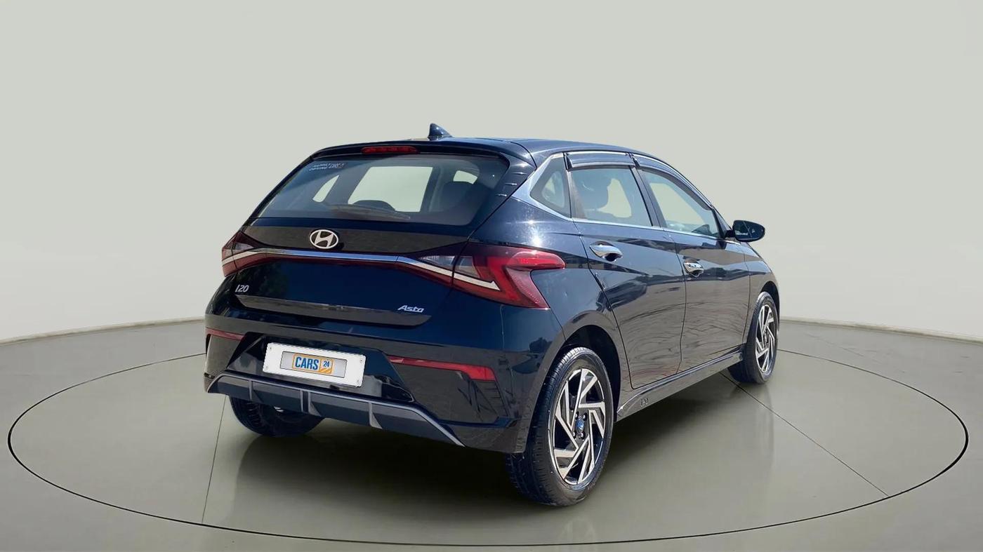 2023 Hyundai NEW I20 ASTA 1.2 MT, Petrol, Manual, 9,693 km, Right Back Diagonal