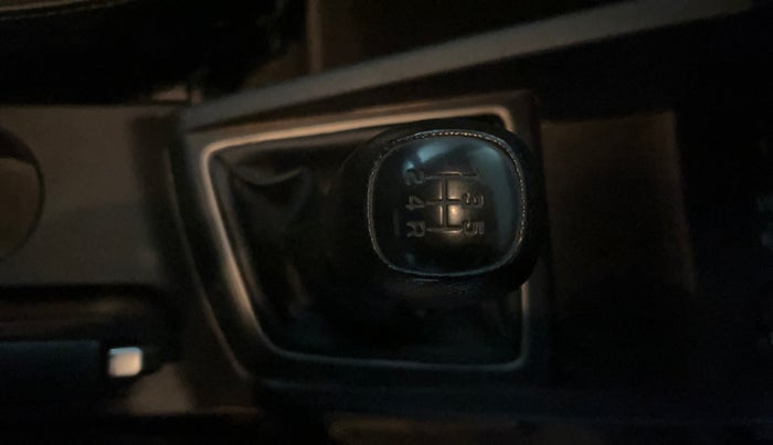 2019 Hyundai Elite i20 SPORTZ PLUS 1.2, Petrol, Manual, 48,428 km, Gear Lever