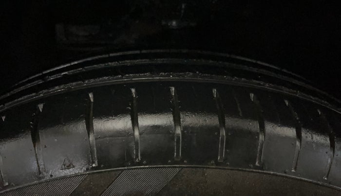 2019 Hyundai Elite i20 SPORTZ PLUS 1.2, Petrol, Manual, 48,428 km, Left Front Tyre Tread