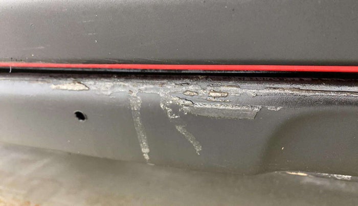 2019 Maruti S PRESSO VXI (O), Petrol, Manual, 34,999 km, Left running board - Cladding has minor damage