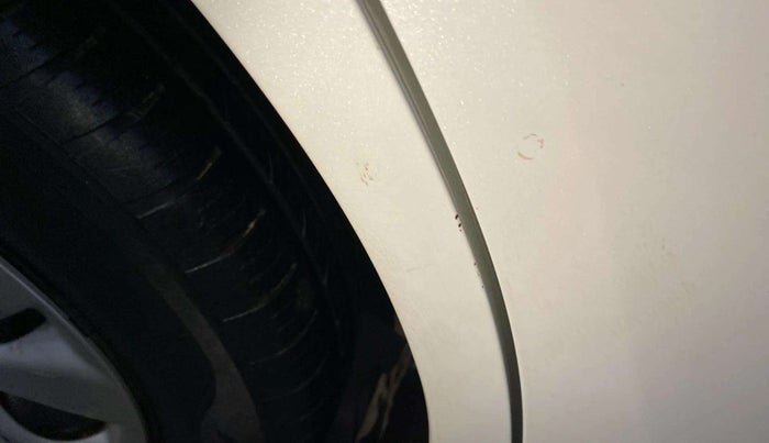 2019 Maruti Swift VXI, Petrol, Manual, 70,681 km, Right rear door - Door visor damaged