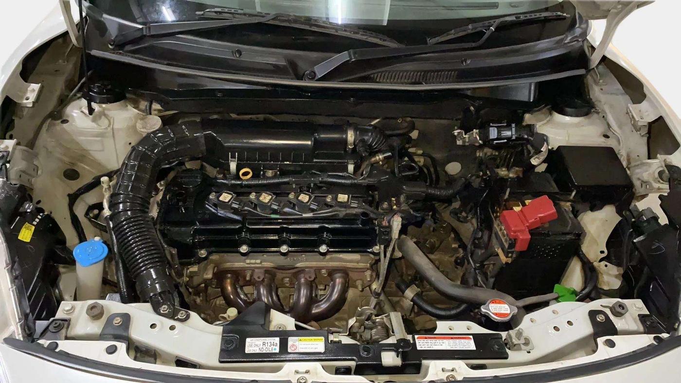 2019 Maruti Swift VXI, Petrol, Manual, 70,868 km, Open Bonet