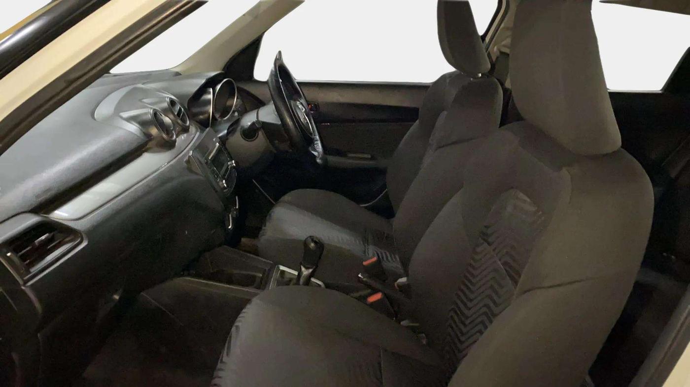 2019 Maruti Swift VXI, Petrol, Manual, 70,868 km, Right Side Front Door Cabin