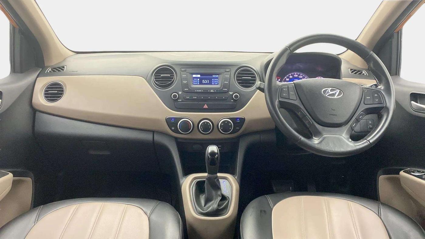 2016 Hyundai Grand i10 ASTA (O) AT 1.2 KAPPA VTVT, Petrol, Automatic, 48,761 km, Dashboard