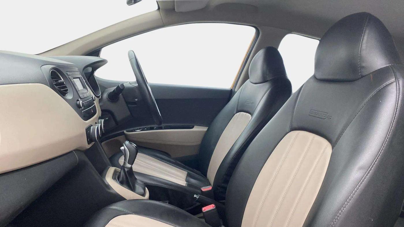 2016 Hyundai Grand i10 ASTA (O) AT 1.2 KAPPA VTVT, Petrol, Automatic, 48,761 km, Right Side Front Door Cabin