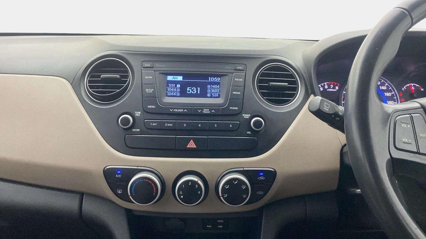 2016 Hyundai Grand i10 ASTA (O) AT 1.2 KAPPA VTVT, Petrol, Automatic, 48,761 km, Air Conditioner