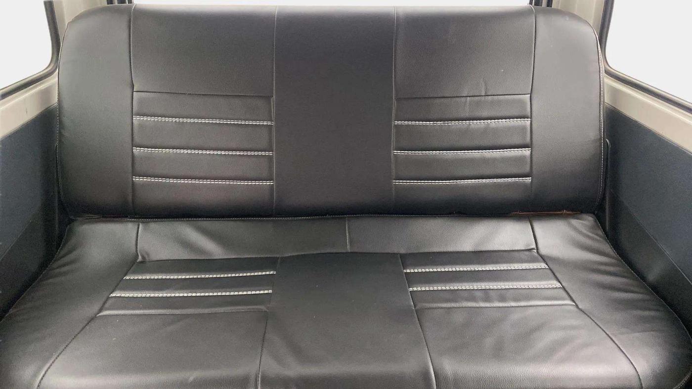 2017 Maruti OMNI E 8 STR, Petrol, Manual, 26,733 km, Right Side Rear Door Cabin