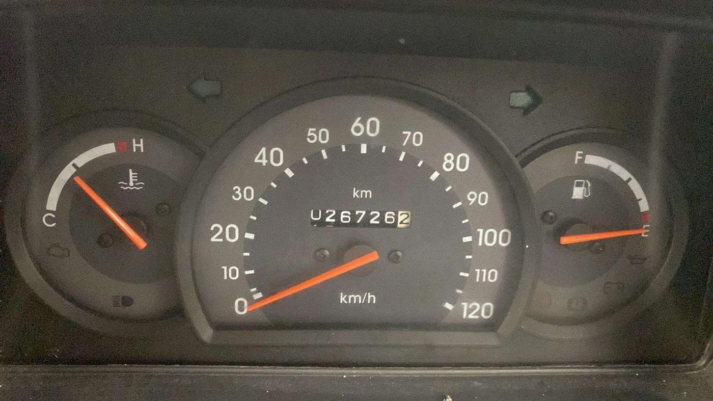 2017 Maruti OMNI E 8 STR, Petrol, Manual, 26,733 km, Odometer Image