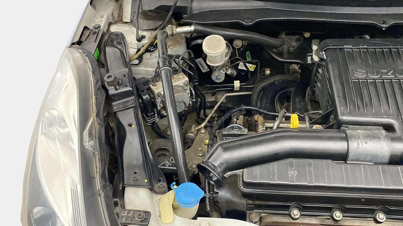 2015 Maruti Swift Dzire ZXI, Petrol, Manual, 4,831 km, Engine View - Right