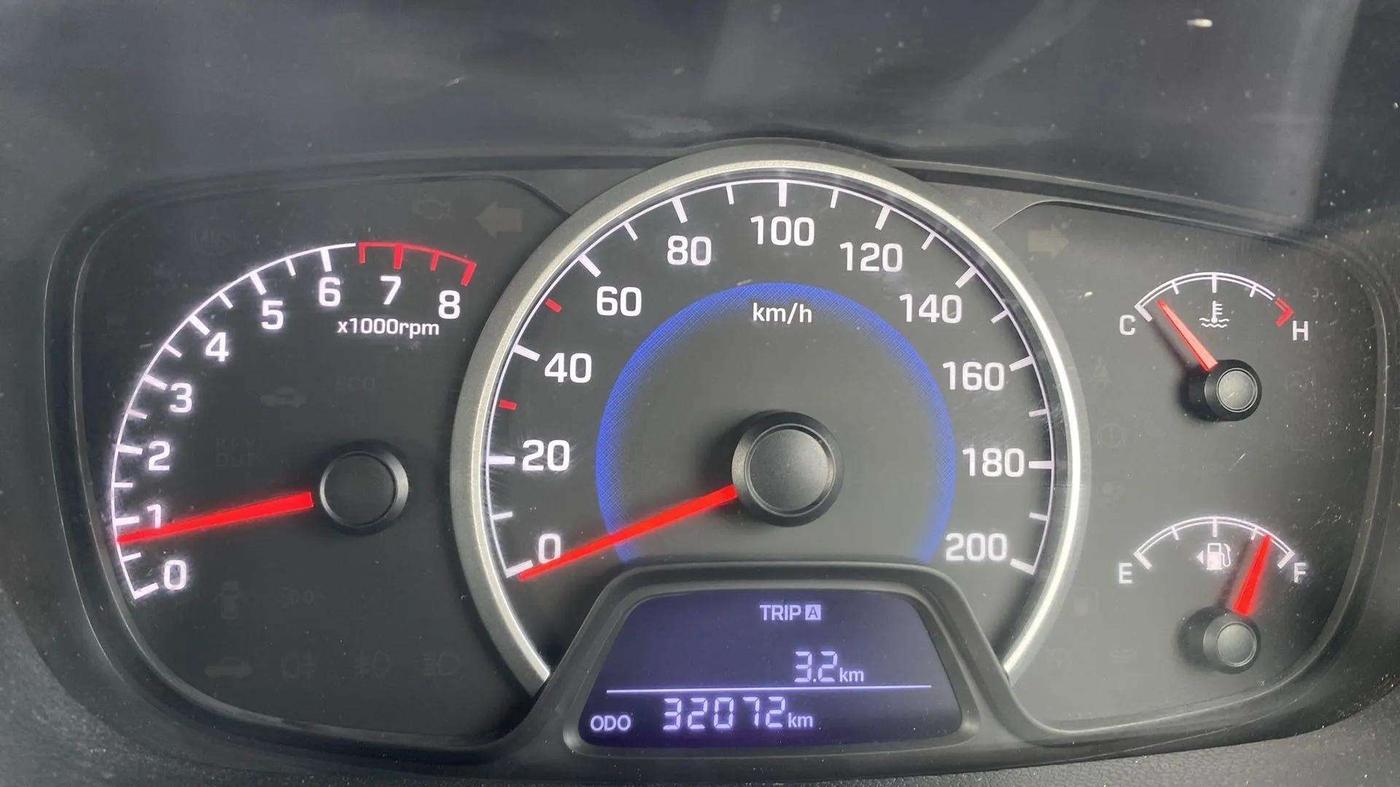 2017 Hyundai Grand i10 ASTA 1.2 KAPPA VTVT, Petrol, Manual, 32,334 km, Odometer Image