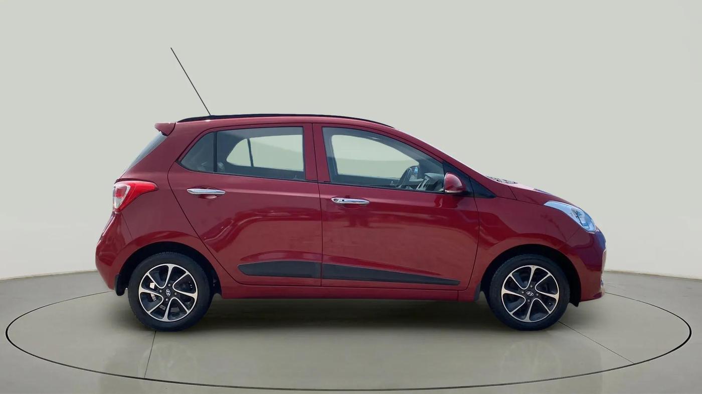 2017 Hyundai Grand i10 ASTA 1.2 KAPPA VTVT, Petrol, Manual, 32,334 km, Right Side View