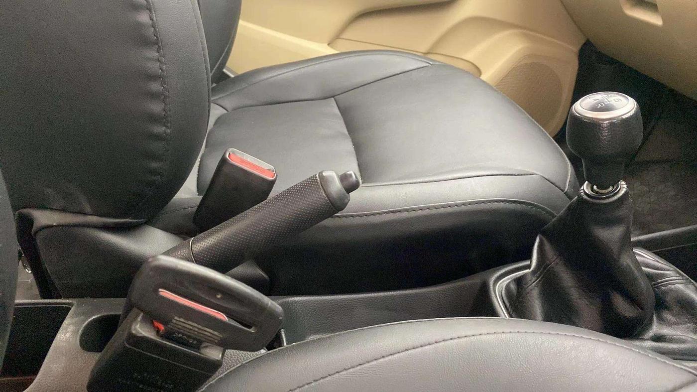 2022 Honda Amaze 1.2L I-VTEC VX, Petrol, Manual, 45,336 km, Gear Lever