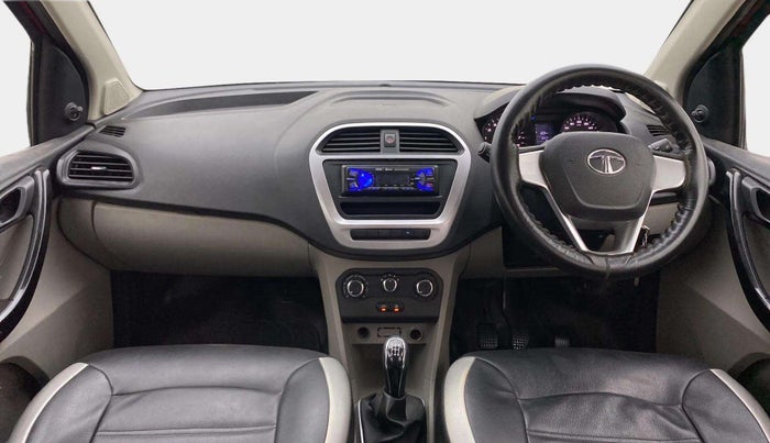 2017 Tata Tiago XM PETROL, Petrol, Manual, 67,340 km, Dashboard