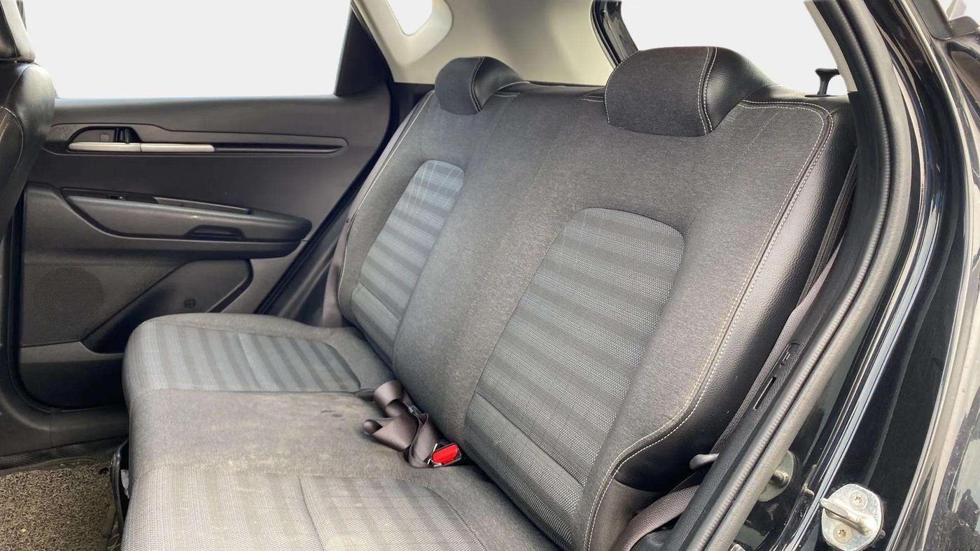 2022 KIA SONET HTK PLUS 1.2, Petrol, Manual, 20,781 km, Right Side Rear Door Cabin